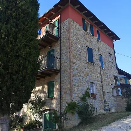 Podere P Ratizzoli Ii Piano Apartment *